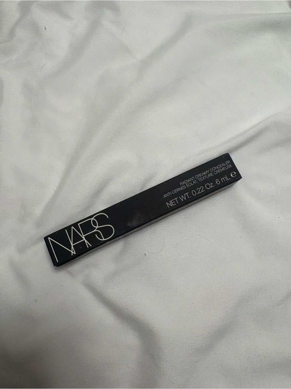 NARS Radiant Creamy Concealer - Light 2 vanilla - Picture 4 of 4